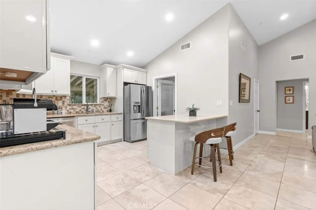 Additional image 11 of 16577 Knollwood Dr, Granada Hills, CA 91344