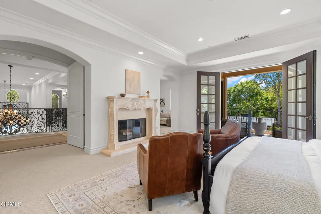 Additional image 104 of 1571 N Bundy Drive, Los Angeles, CA 90049