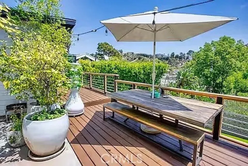 Additional image 26 of 2597 Dearborn, Los Angeles, CA 90068