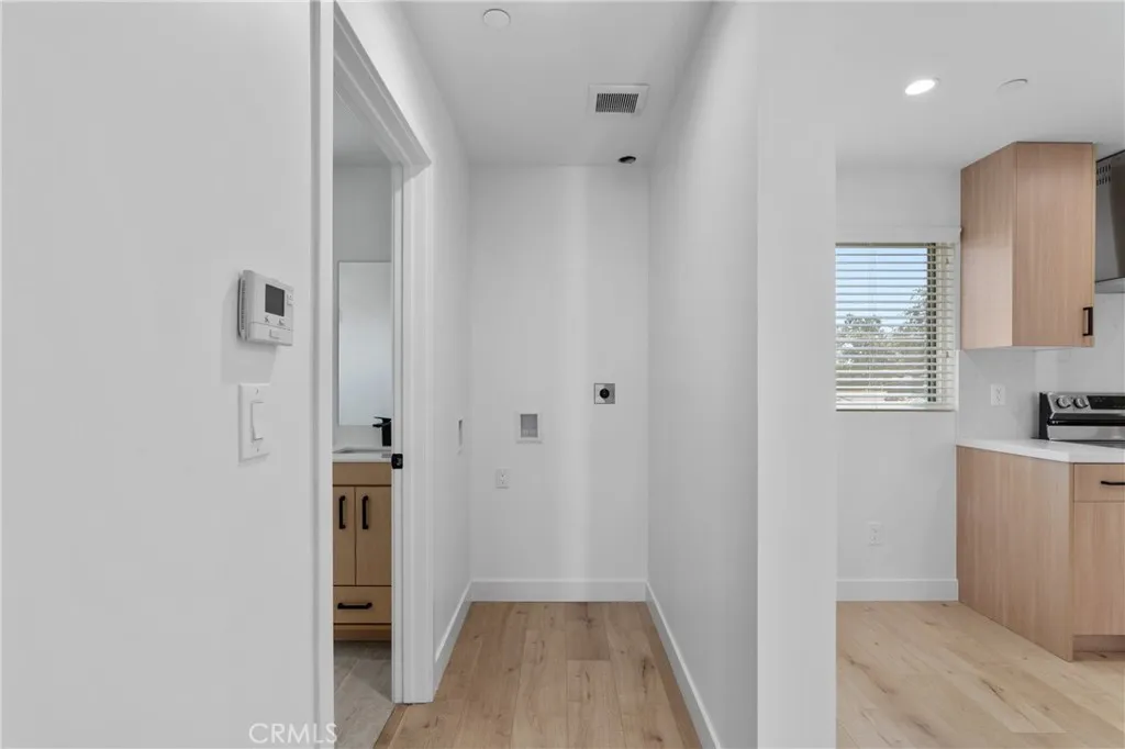 Additional image 16 of 11142 Woodley Avenue Unit 1/2, Granada Hills, CA 91344