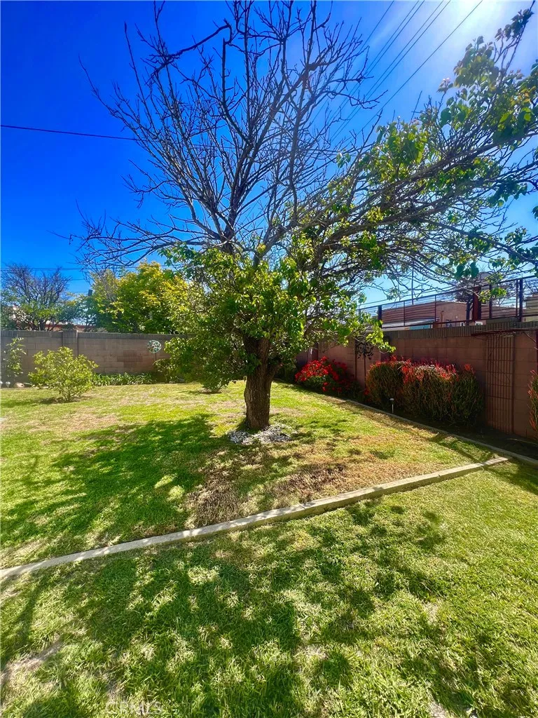 Additional image 85 of 9101 La Salle, Los Angeles, CA 90047