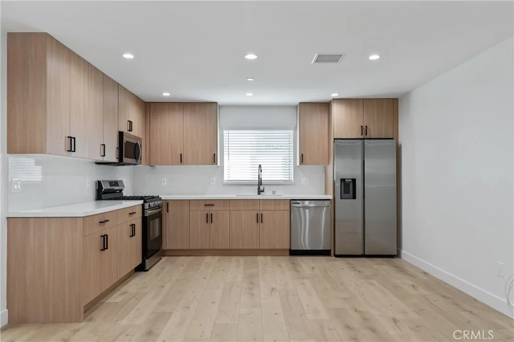 Additional image 28 of 11140 Woodley Avenue Unit 1/2, Granada Hills, CA 91344