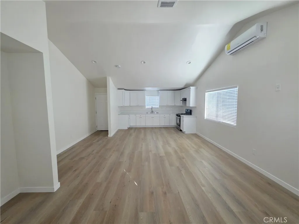 Additional image 3 of 7317 Ensign, Sun Valley, CA 91352