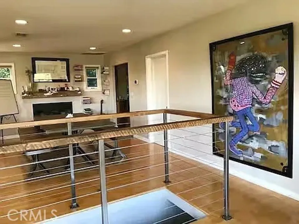 Additional image 13 of 2597 Dearborn, Los Angeles, CA 90068