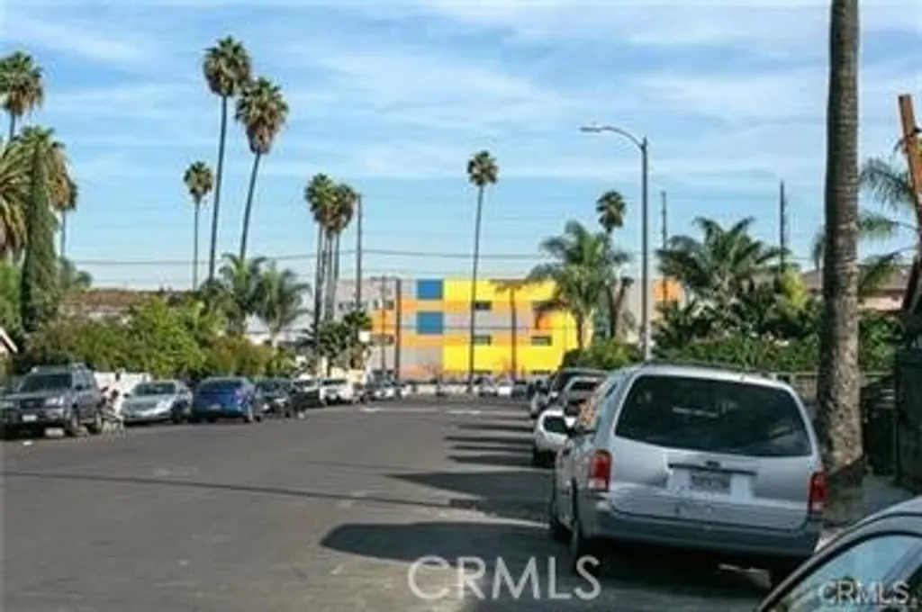 Additional image 17 of 622 W 85th Street Unit 1/2, Los Angeles, CA 90044