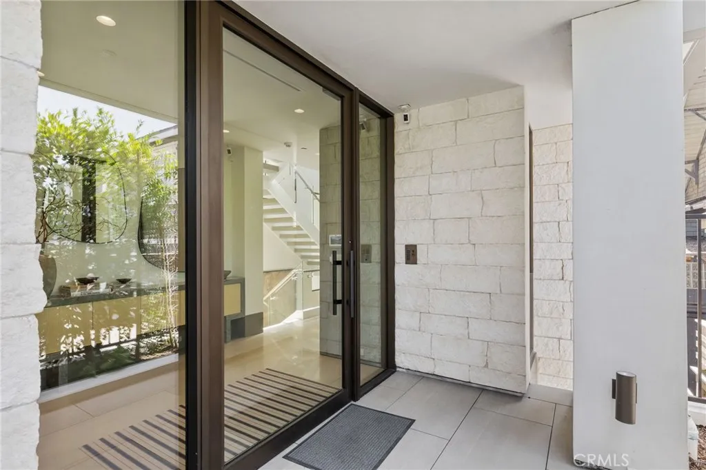 Additional image 88 of 716 The Strand, Manhattan Beach, CA 90266