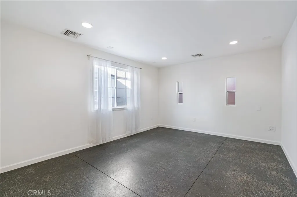 Additional image 20 of 17329 Burbank Boulevard, Encino, CA 91316