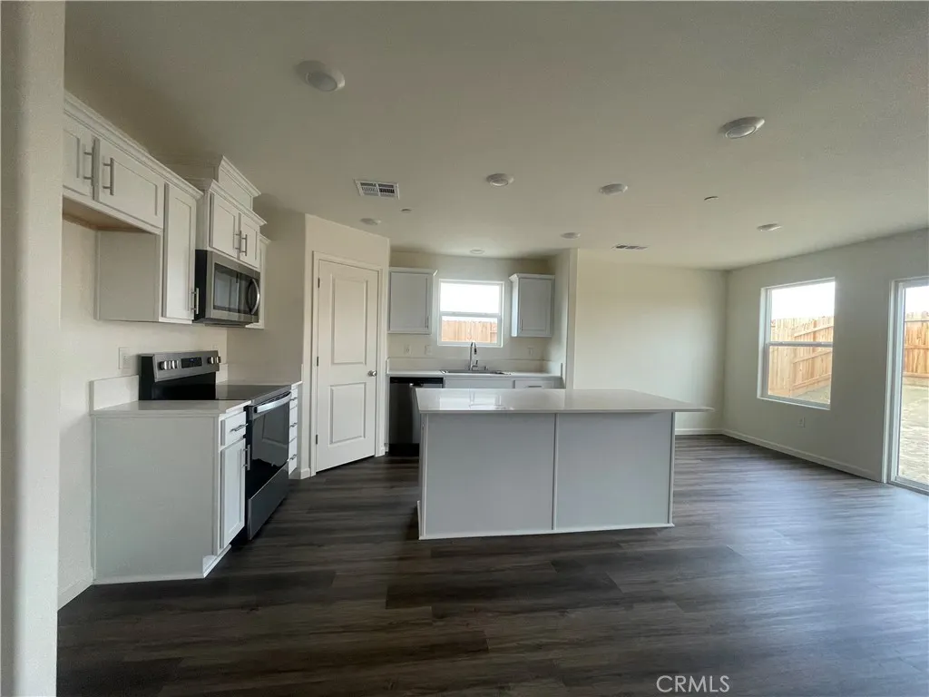 Additional image 8 of 8824 Scintilla Avenue, Bakersfield, CA 93311