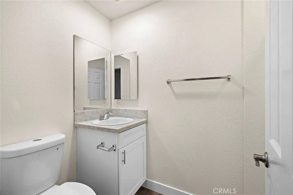 Additional image 10 of 215 20th St Unit Lower, Newport Beach, CA 92663