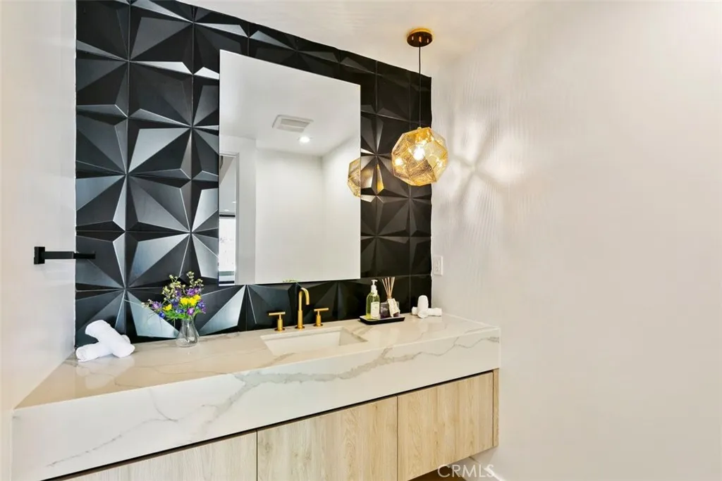 Additional image 49 of 17269 Luverne Place, Encino, CA 91316