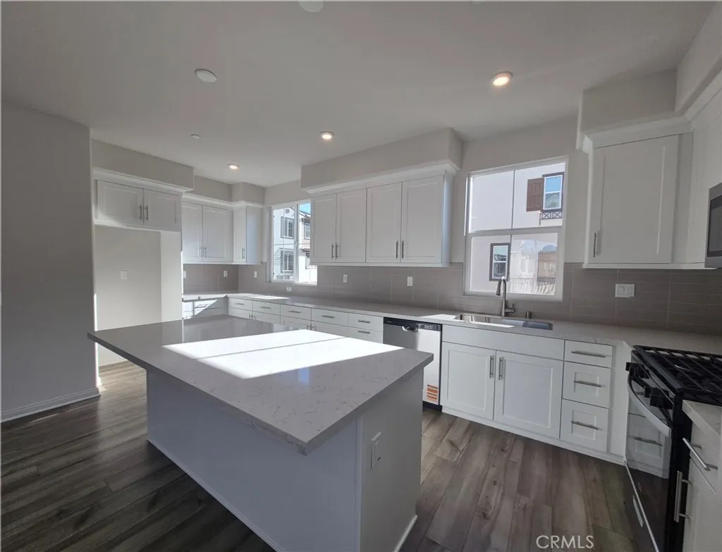 Additional image 9 of 2137 Cumberland, Pomona, CA 91766