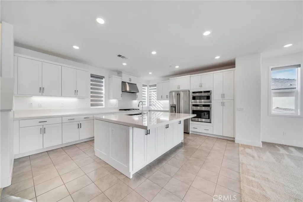 Additional image 12 of 241 Culture, Irvine, CA 92618