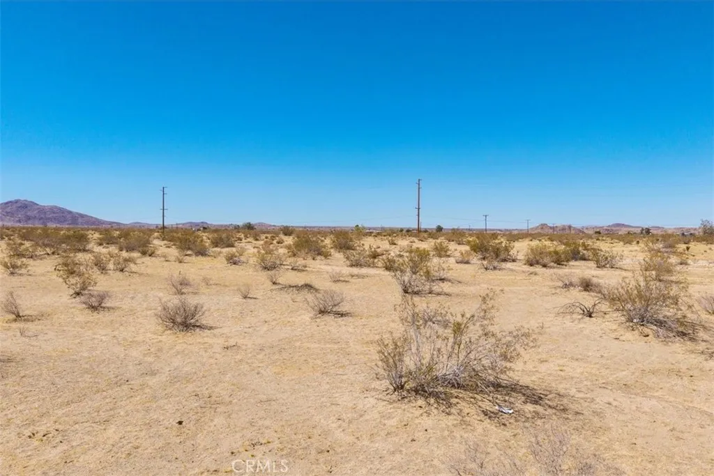 Additional image 34 of 5888 La Ferney Avenue, Joshua Tree, CA 92252