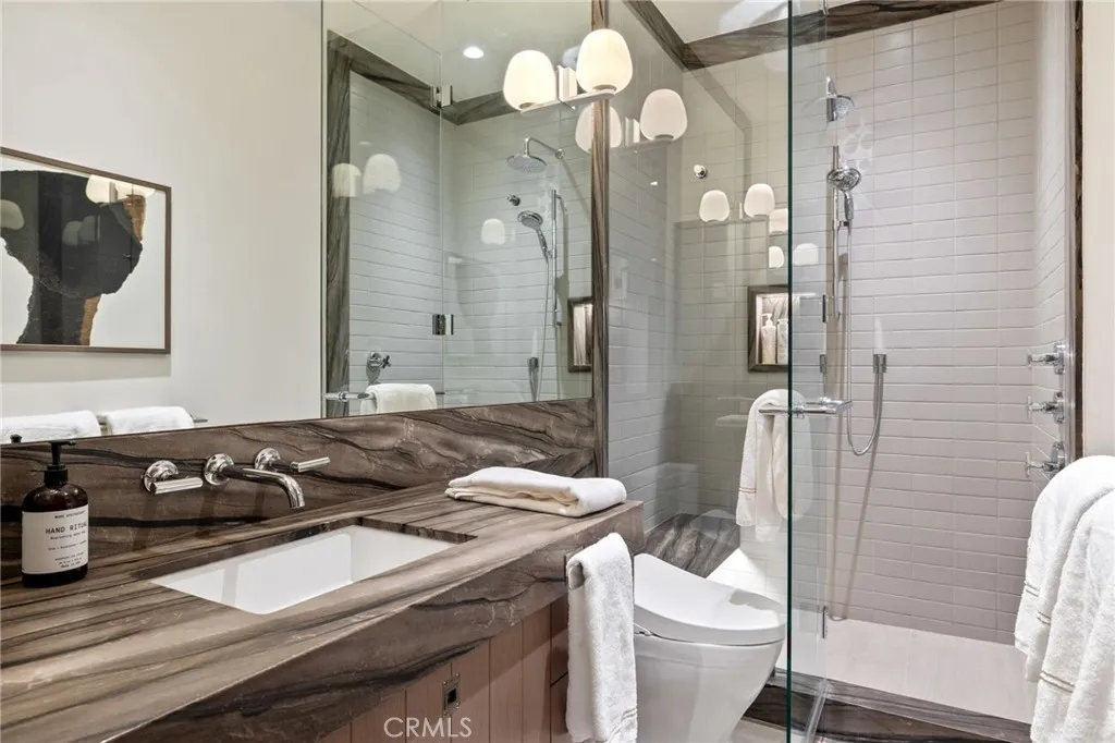 Additional image 66 of 716 The Strand, Manhattan Beach, CA 90266