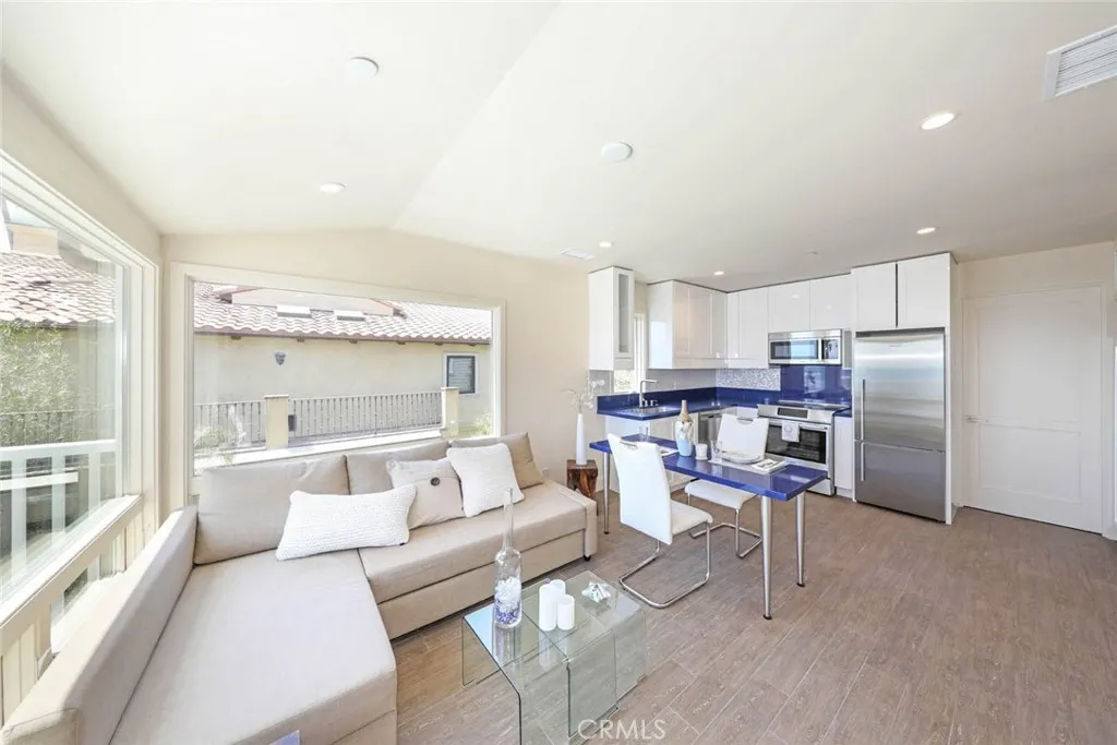 Additional image 5 of 376 Cliff Drive Unit E, Laguna Beach, CA 92651