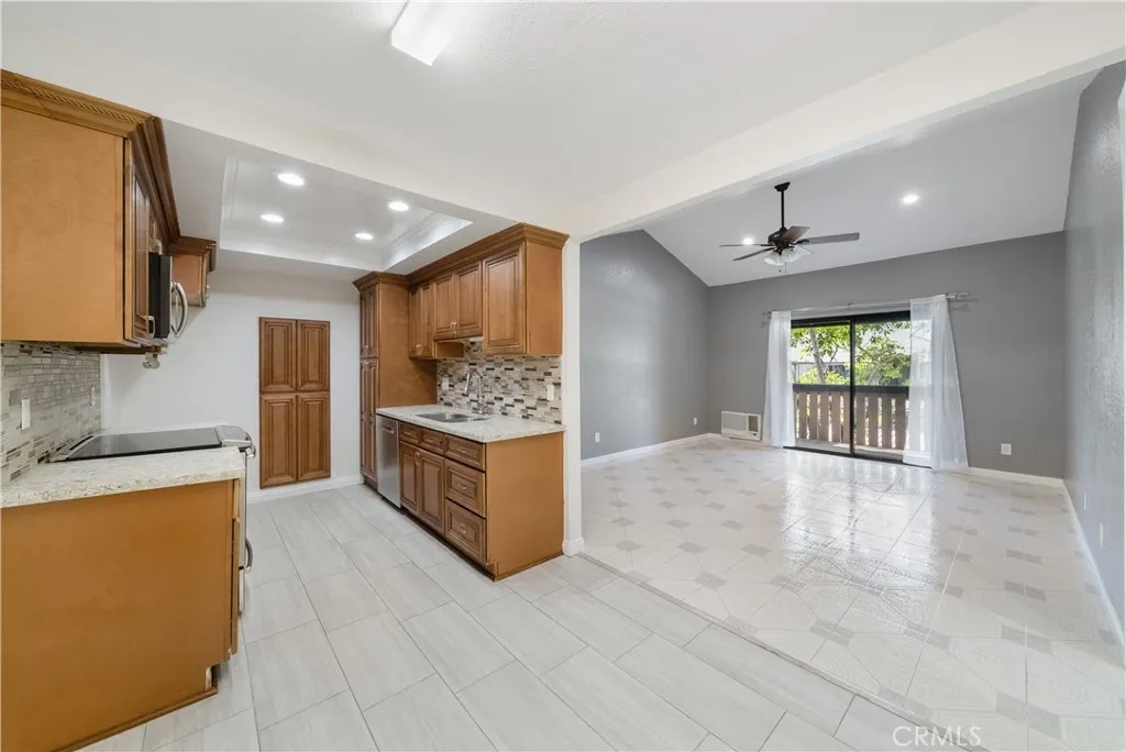 Additional image 3 of 20702 El Toro Rd Unit 226, Lake Forest, CA 92630