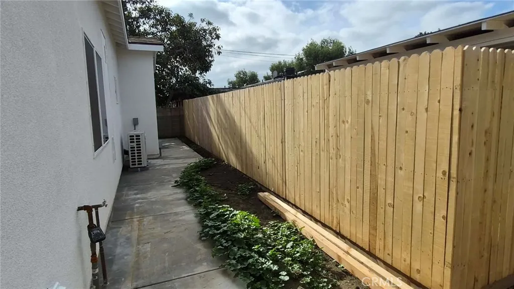 Additional image 2 of 1402 W 10th St, Santa Ana, CA 92703