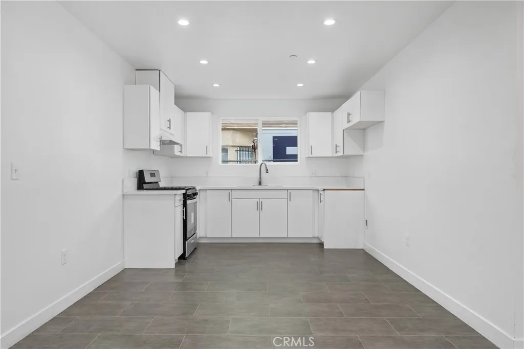 Additional image 8 of 759 E 25 St, Los Angeles, CA 90011