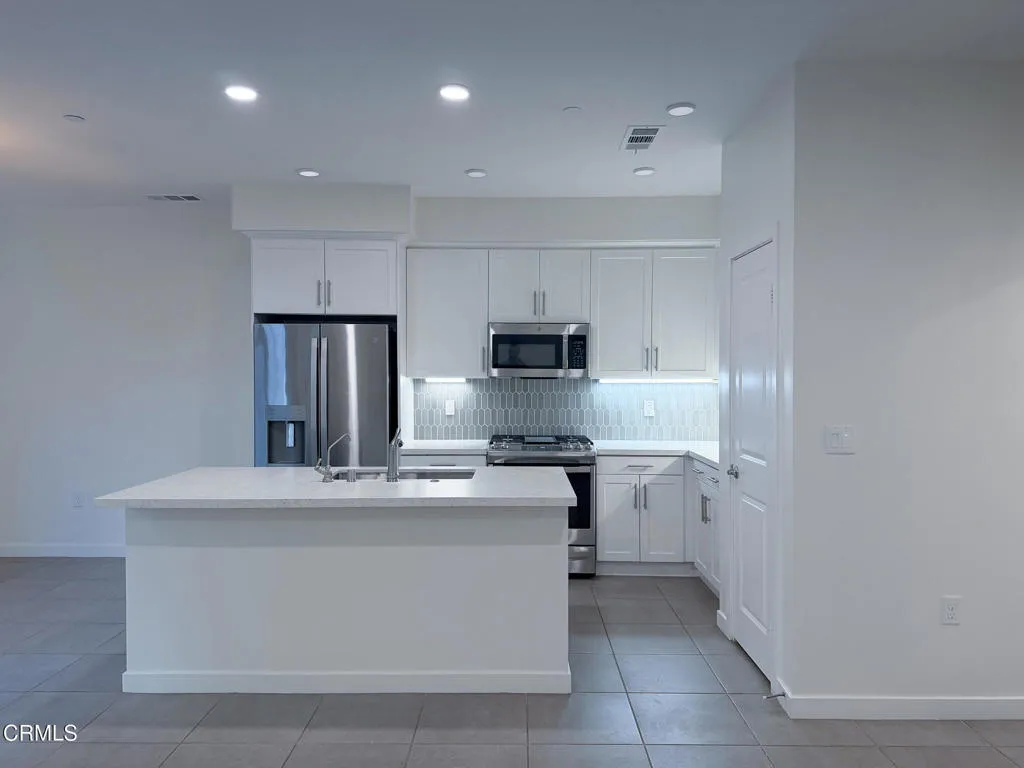 Additional image 51 of 1568 E Thompson Boulevard, Ventura, CA 93001