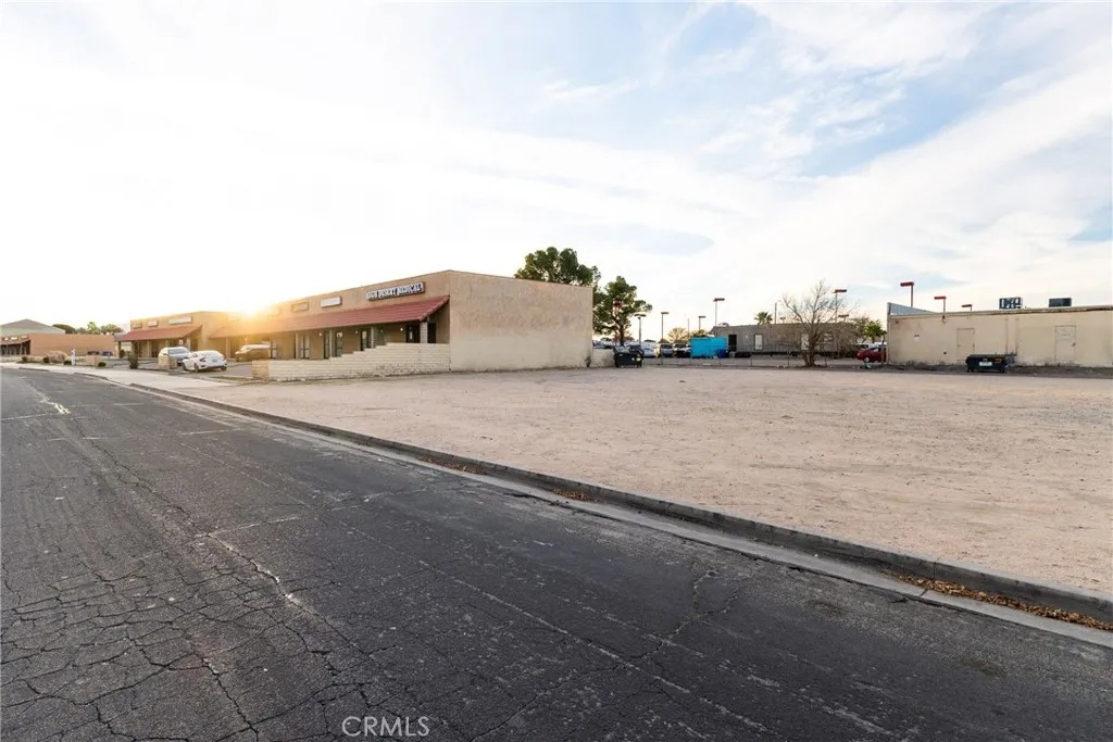 Additional image 16 of St Andrews Drive, Victorville, CA 92395