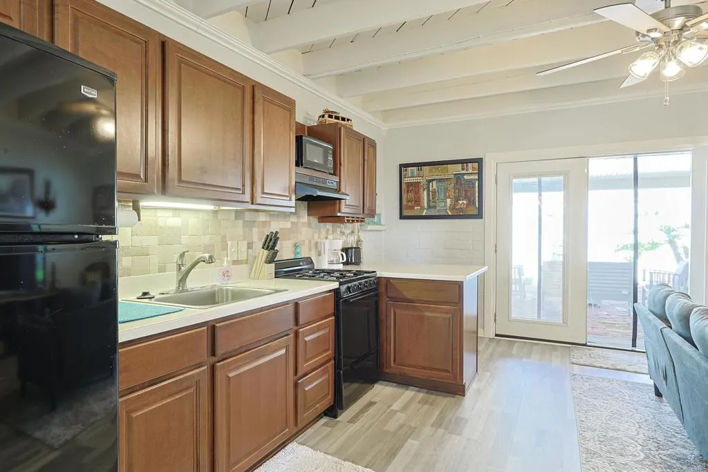 Additional image 24 of 413 J Street, Coronado, CA 92118