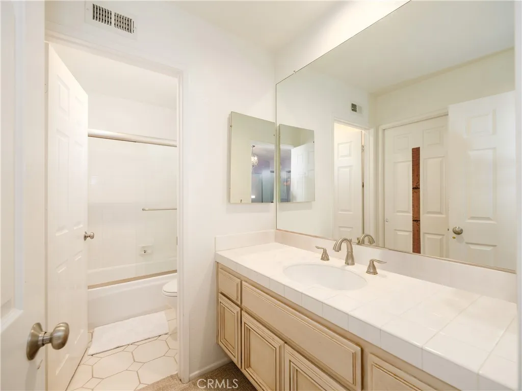 Additional image 20 of 24716 Calle Altamira, Calabasas, CA 91302