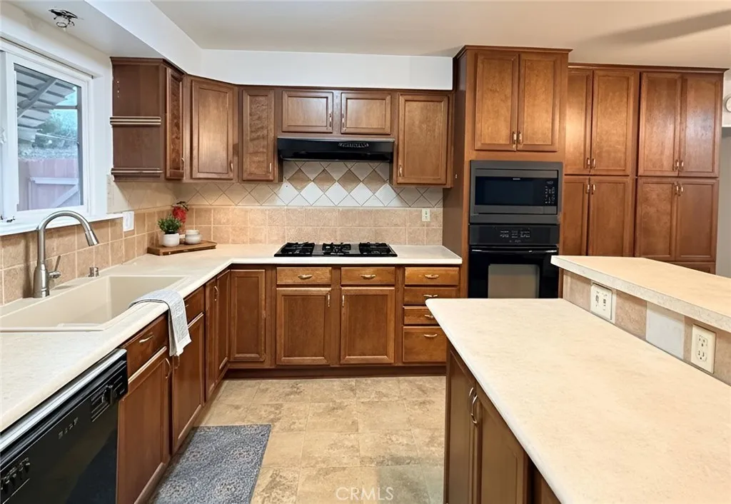 Additional image 18 of 2734 Grove St, La Verne, CA 91750