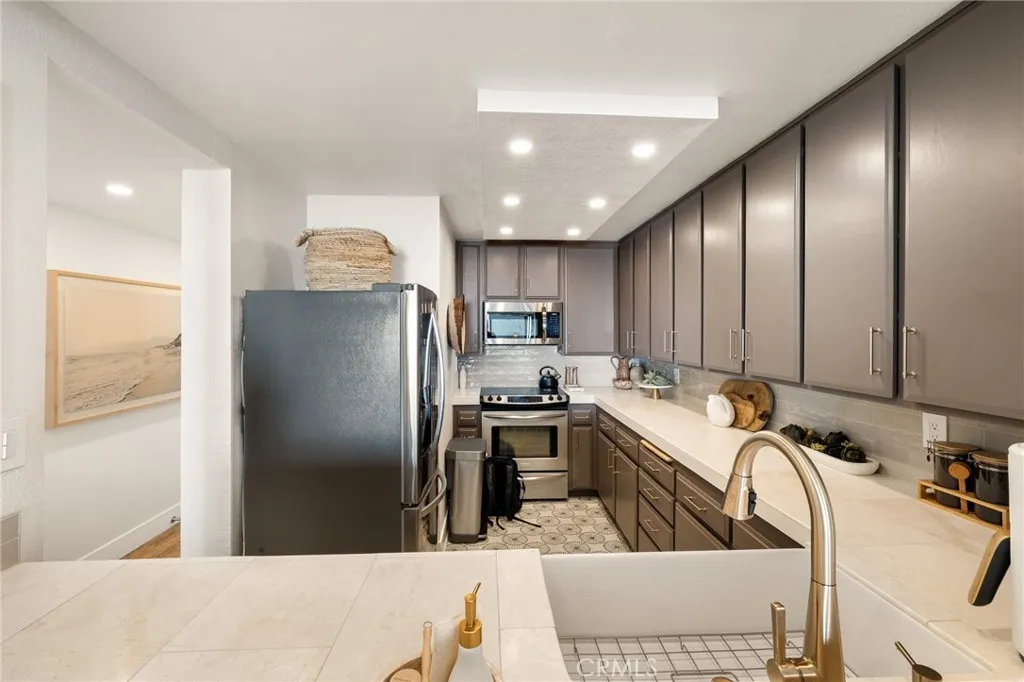 Additional image 58 of 1750 E Ocean Boulevard Unit 209, Long Beach, CA 90802