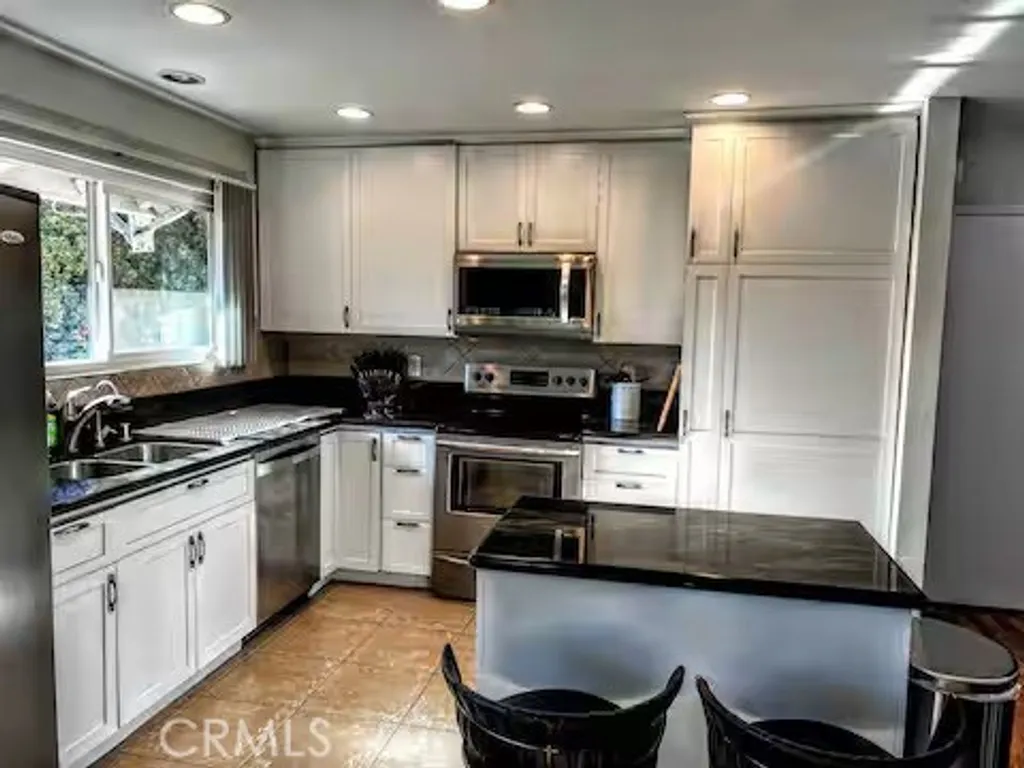 Additional image 8 of 1811 Navajo Place, Escondido, CA 92029