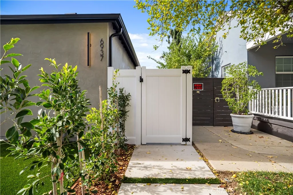 Additional image 21 of 6937 Jellico Avenue, Lake Balboa, CA 91406