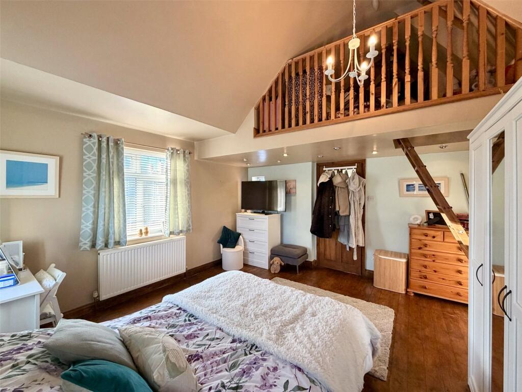 房产图片 17 - 伯明翰西米德兰兹沃斯特米德尔斯，B14，Stot Fold Road