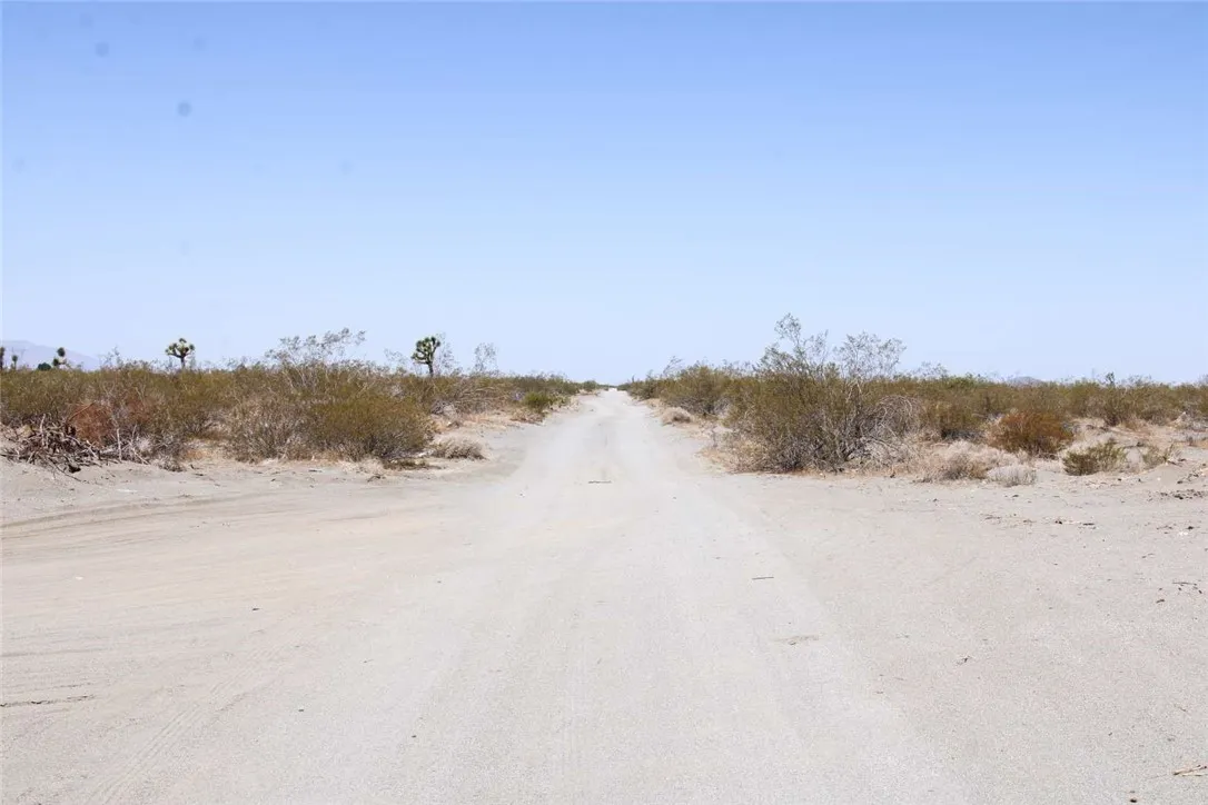 Additional image 40 of 14999 Mojave Drive, Phelan, CA 92371