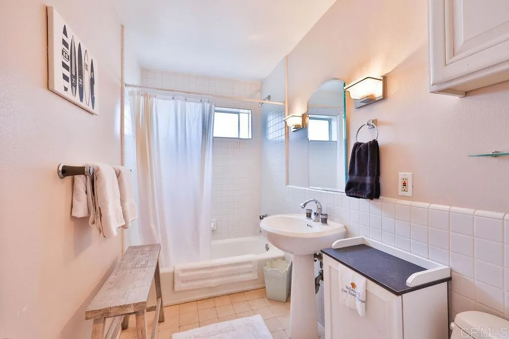 Additional image 44 of 229 Orange Ave Unit 3, Coronado, CA 92118