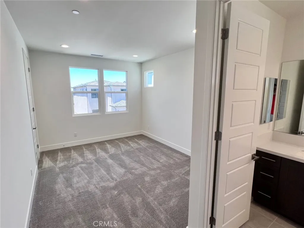 Additional image 26 of 114 Draw, Irvine, CA 92618