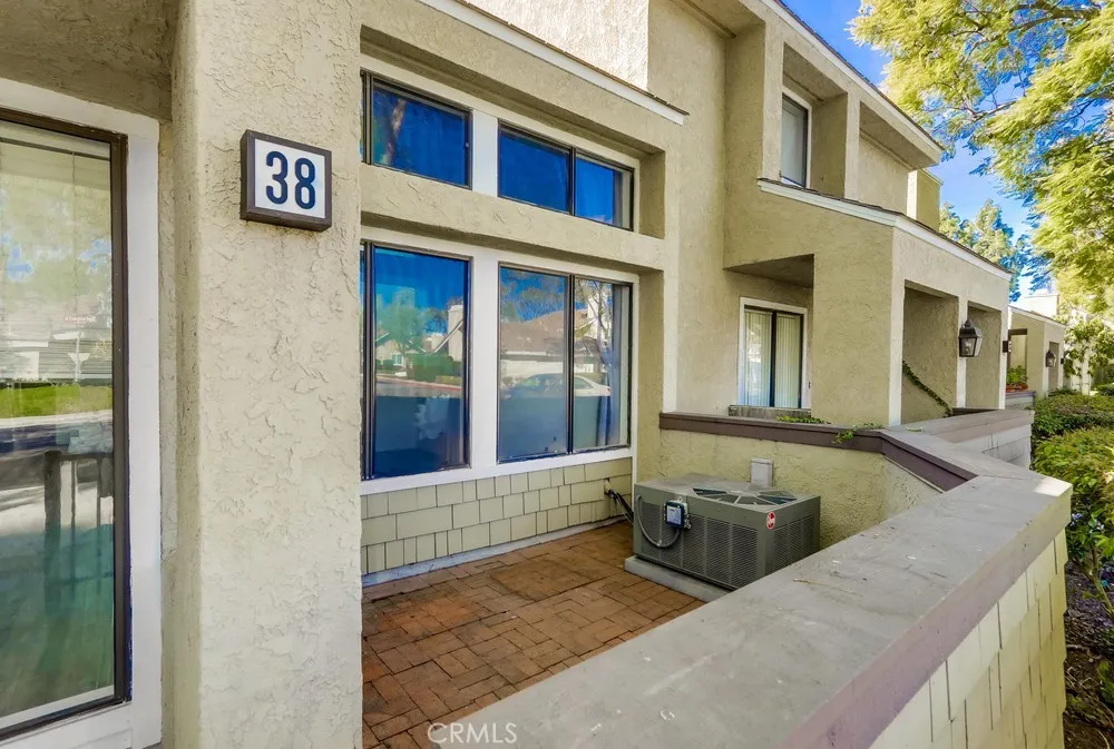 Additional image 23 of 38 Springacre, Irvine, CA 92614