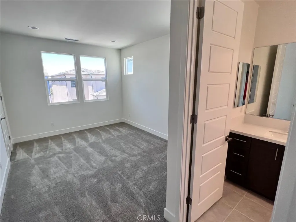 Additional image 24 of 114 Draw, Irvine, CA 92618