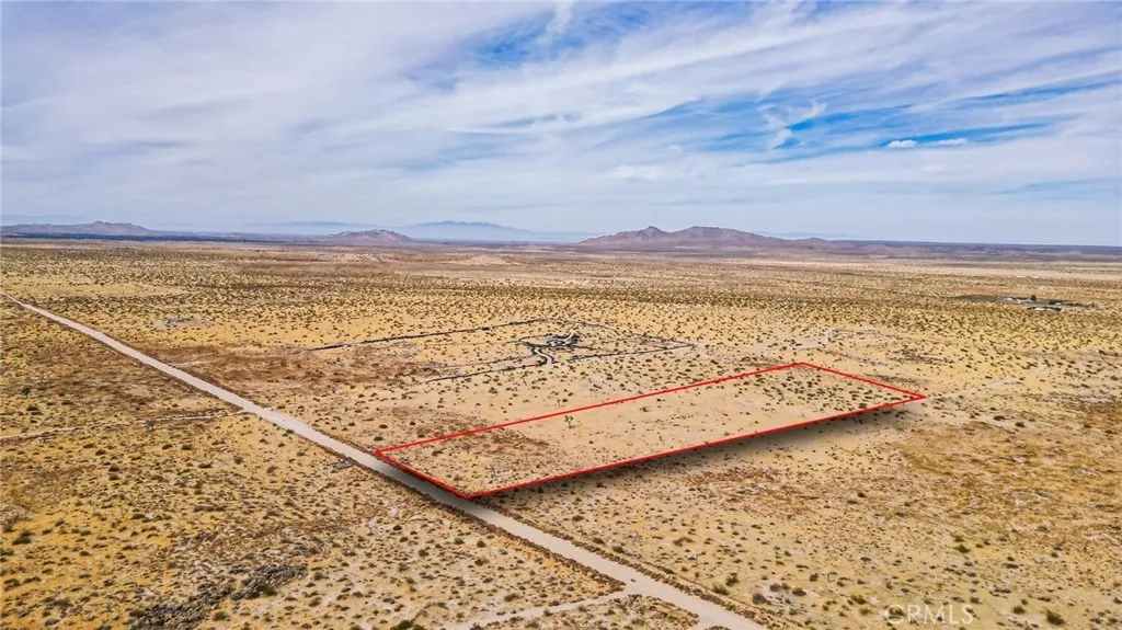 Additional image 2 of 227 P Avenue E, Black Butte, CA 93591