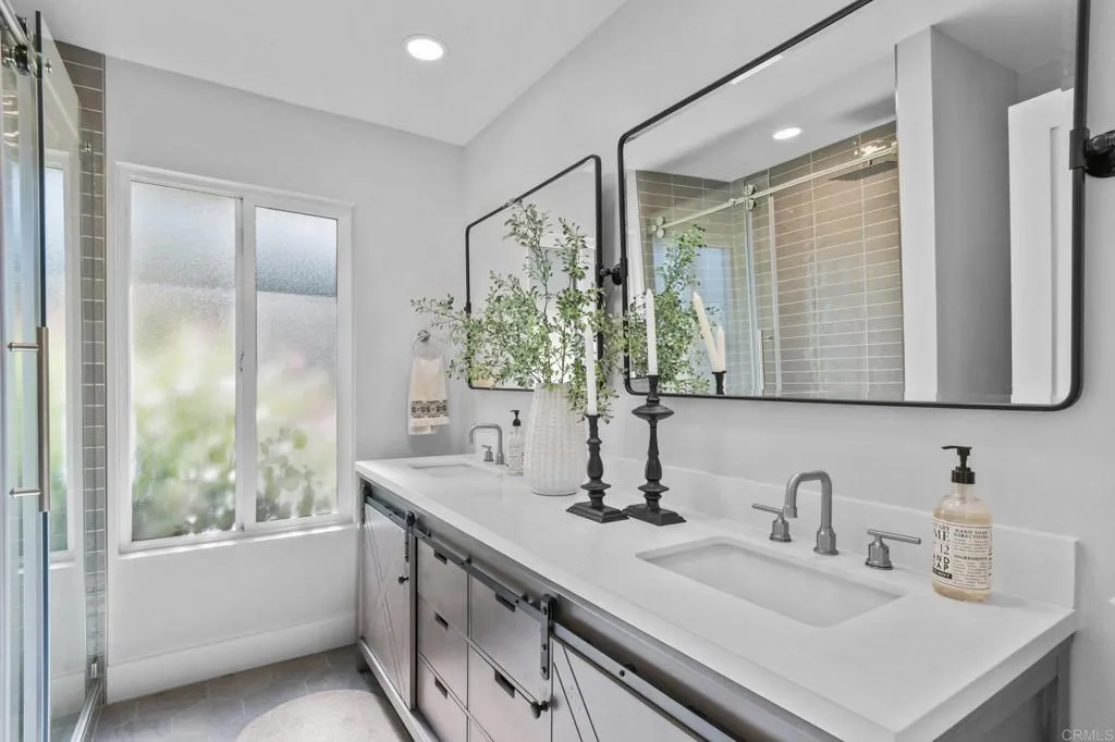 Additional image 104 of 1051 Via Rancho Parkway, Escondido, CA 92029