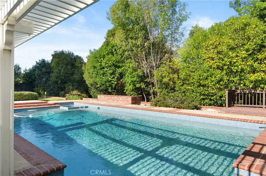 Additional image 4 of 20751 De Forest, Woodland Hills, CA 91364