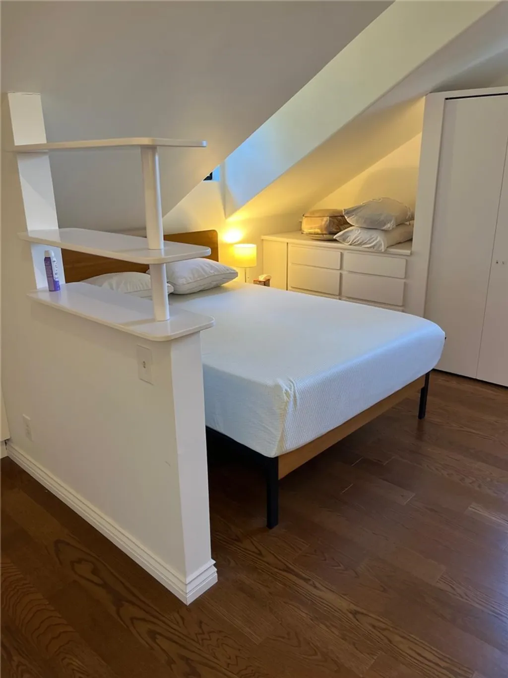 Additional image 5 of 23300 Raymond St Unit Studio, Chatsworth, CA 91311