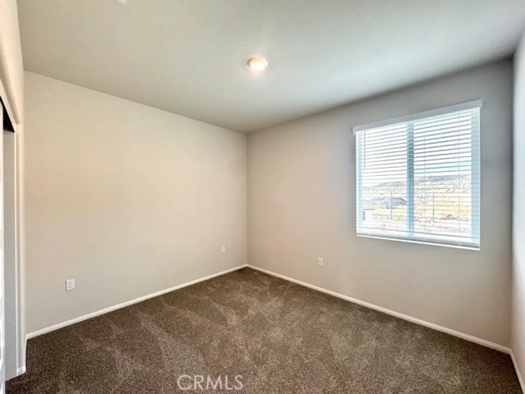 Additional image 28 of 19401 Brush Creek Avenue, Lake Elsinore, CA 92532