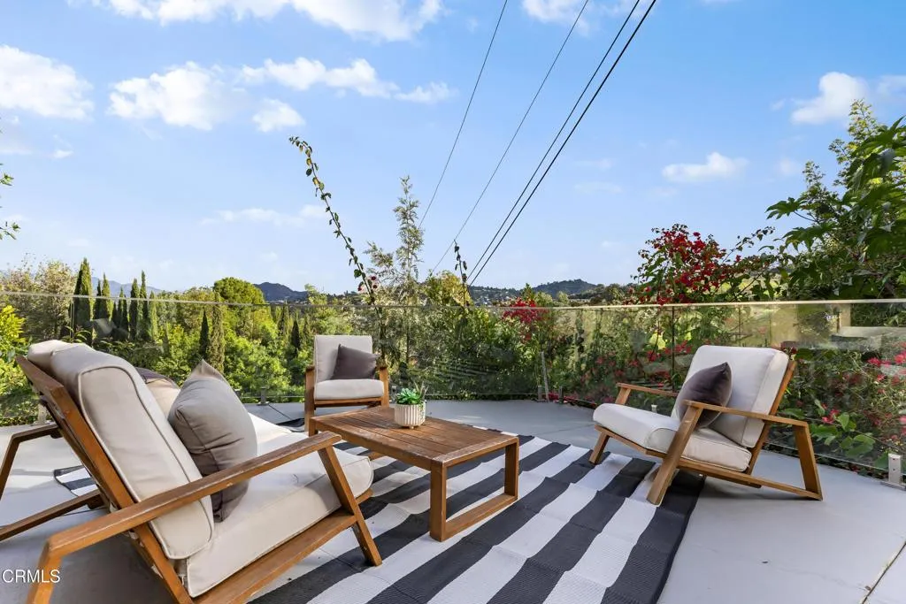 Additional image 75 of 12480 Viewcrest Road, Los Angeles, CA 91604