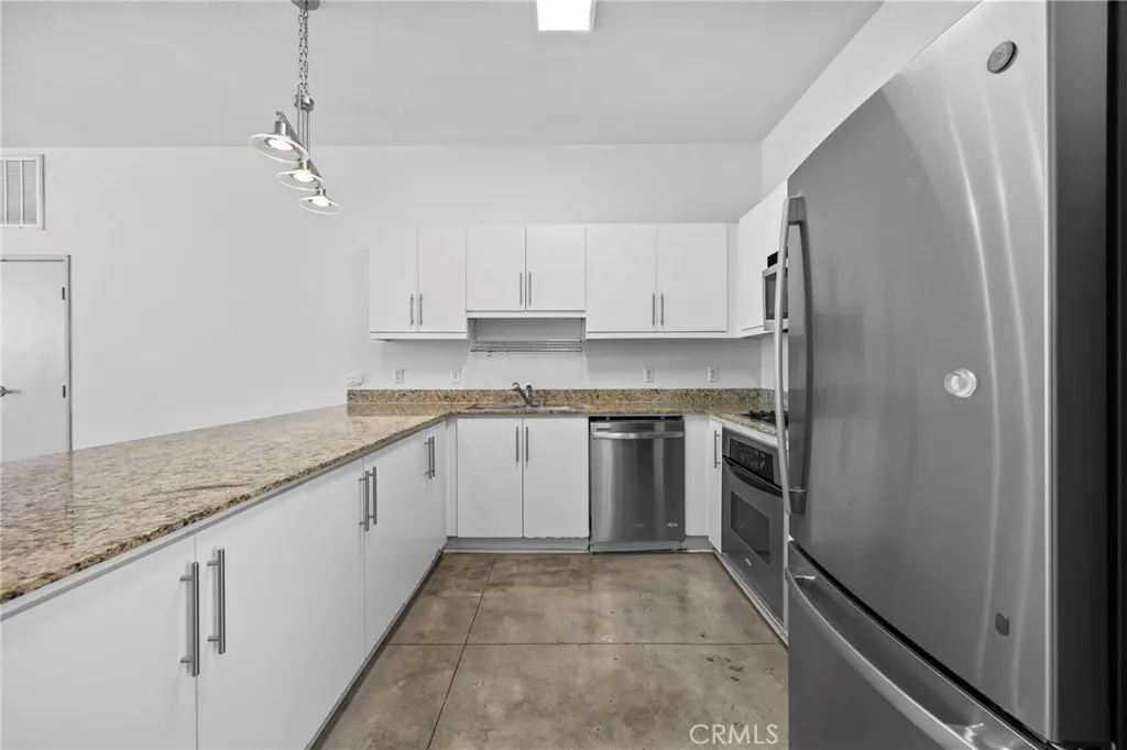 Additional image 21 of 435 W Center Street Promenade Unit 331, Anaheim, CA 92805