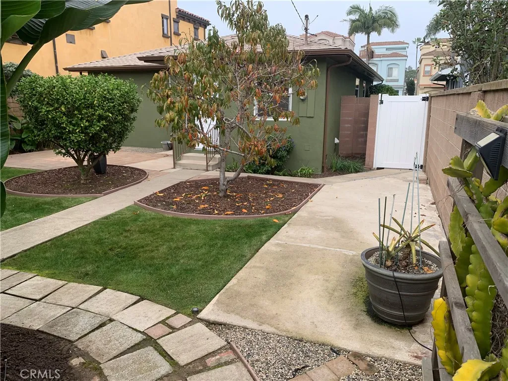 Additional image 14 of 216 Baltimore Ave, Huntington Beach, CA 92648