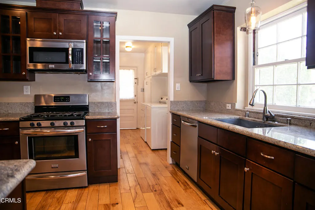 Additional image 10 of 7601 Flight Avenue, Los Angeles, CA 90045