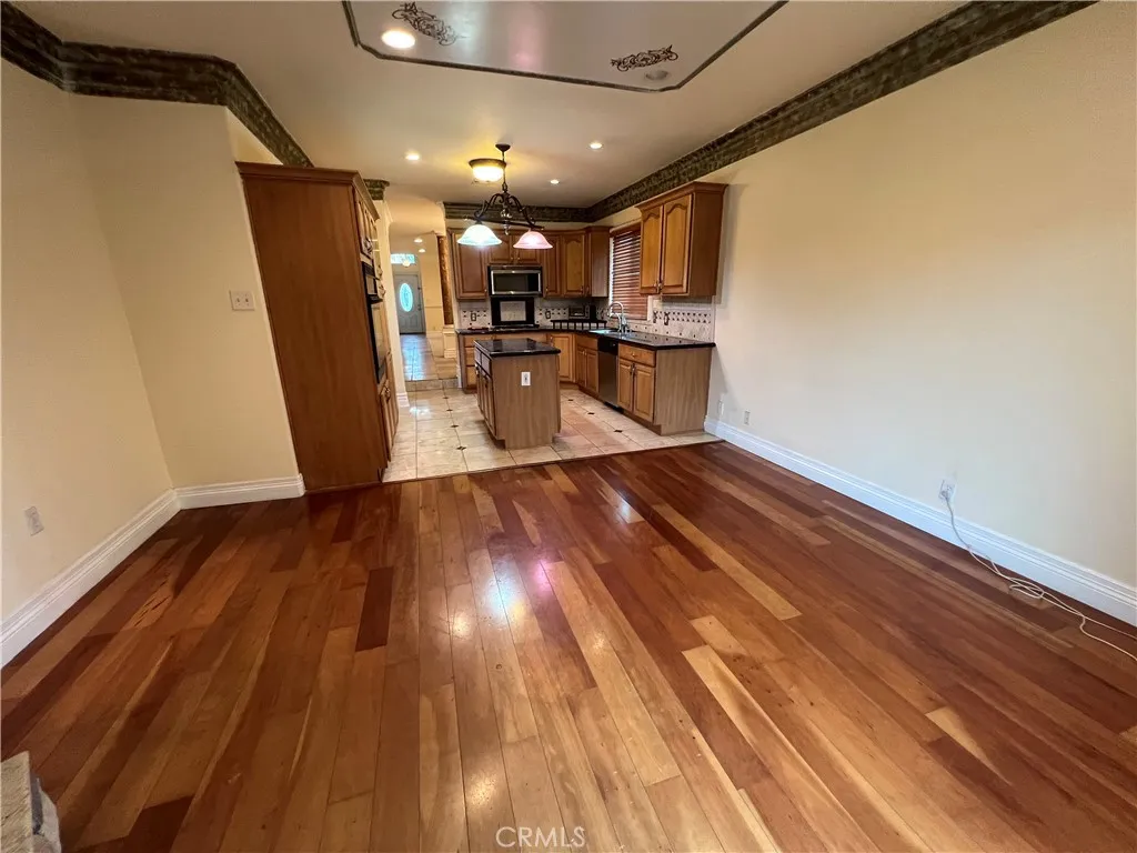 Additional image 18 of 928 S Bon View Ave, Ontario, CA 91761