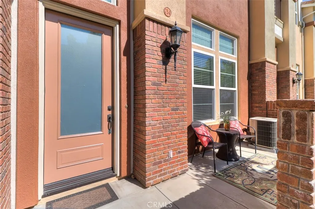 Additional image 4 of 754 W 1st Street, Claremont, CA 91711