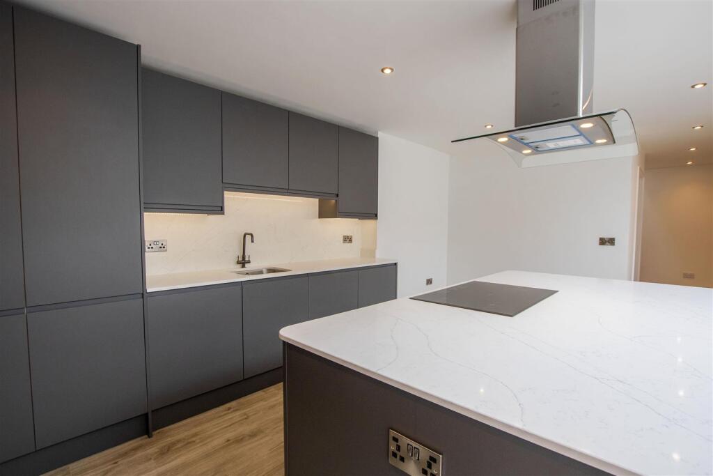 Additional image 14 of War Lane, Birmingham, West Midlands, B17