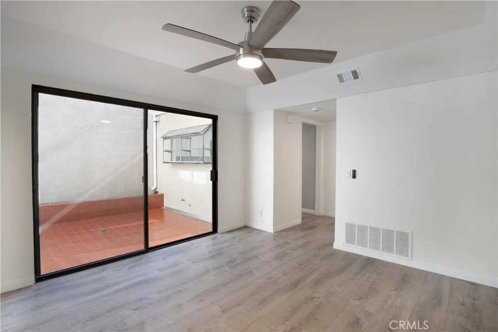 Additional image 48 of 57 Claret, Irvine, CA 92614