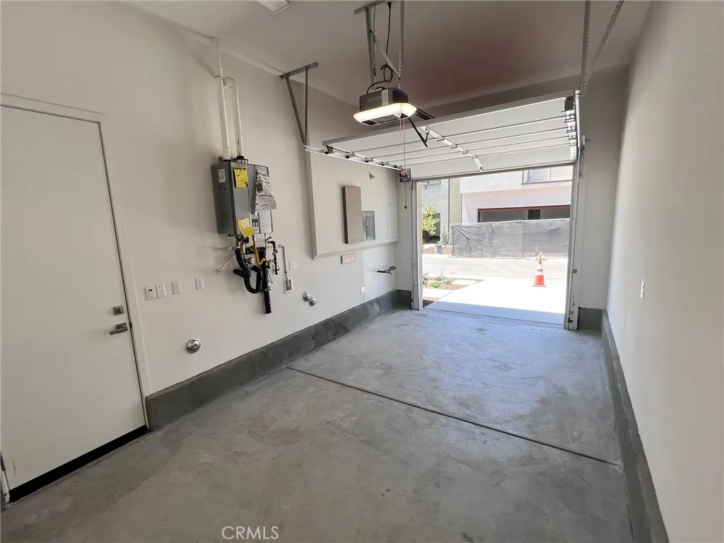 Additional image 15 of 114 Draw, Irvine, CA 92618